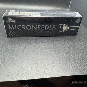 Microneedle Face Roller System- New sealed in box